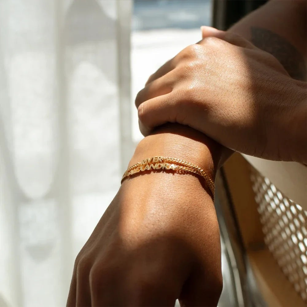 Pulseira de Corrente Dourada com Nome Personalizado | Joia em Aço Inoxidável