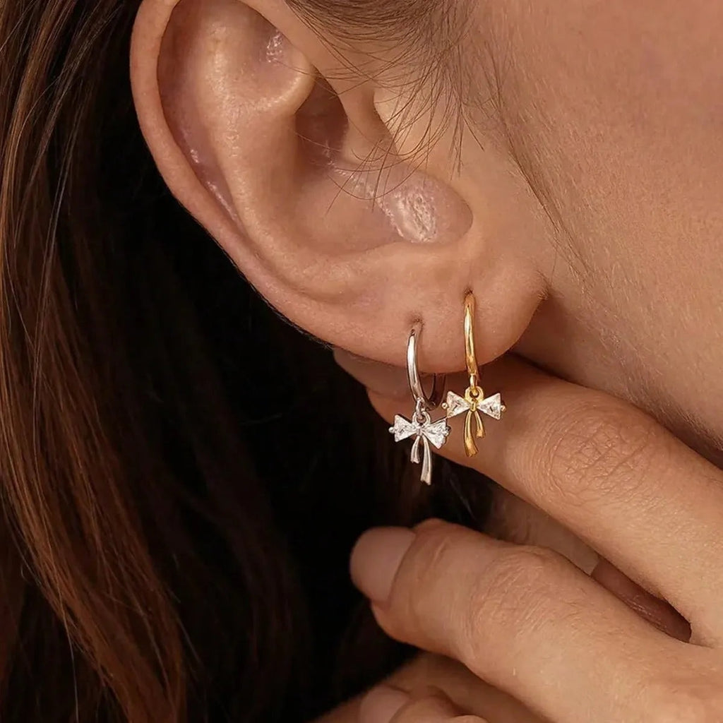 Brincos de Argola com Zircão e Pendente de Borboleta | Joalharia de Luxo em Ouro